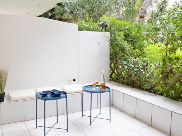 Apartamento Vouliagmeni'S Secret Garden Near The Sea Atenas Exterior foto