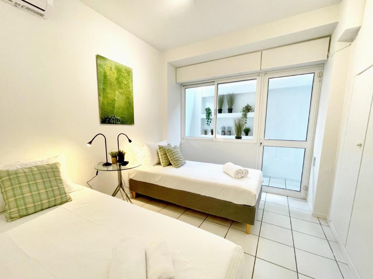 Apartamento Vouliagmeni'S Secret Garden Near The Sea Atenas Exterior foto