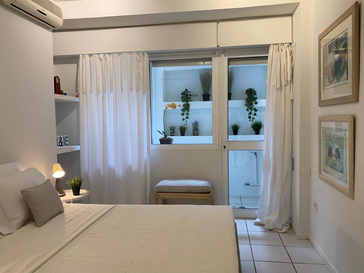 Apartamento Vouliagmeni'S Secret Garden Near The Sea Atenas Exterior foto